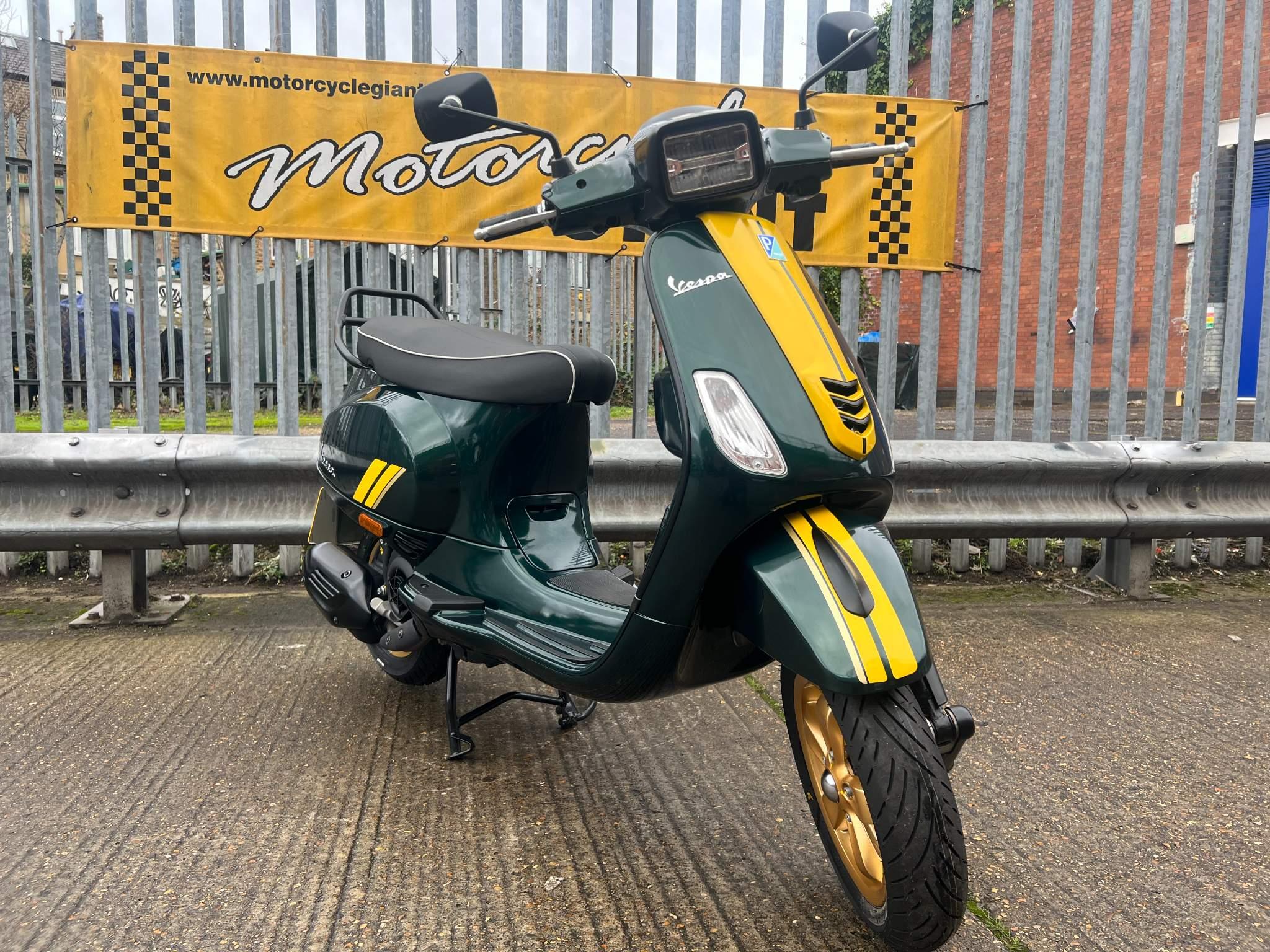 2nd shop hand vespa